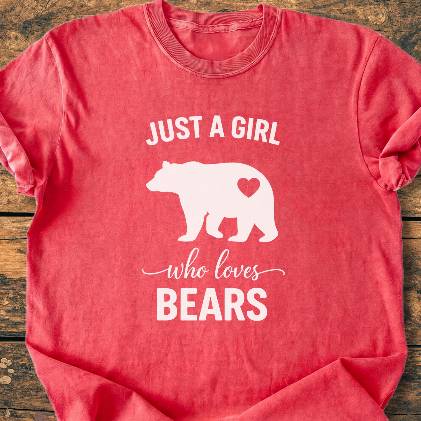 Just A Girl Who Loves Bears - Premium Vintage Tee