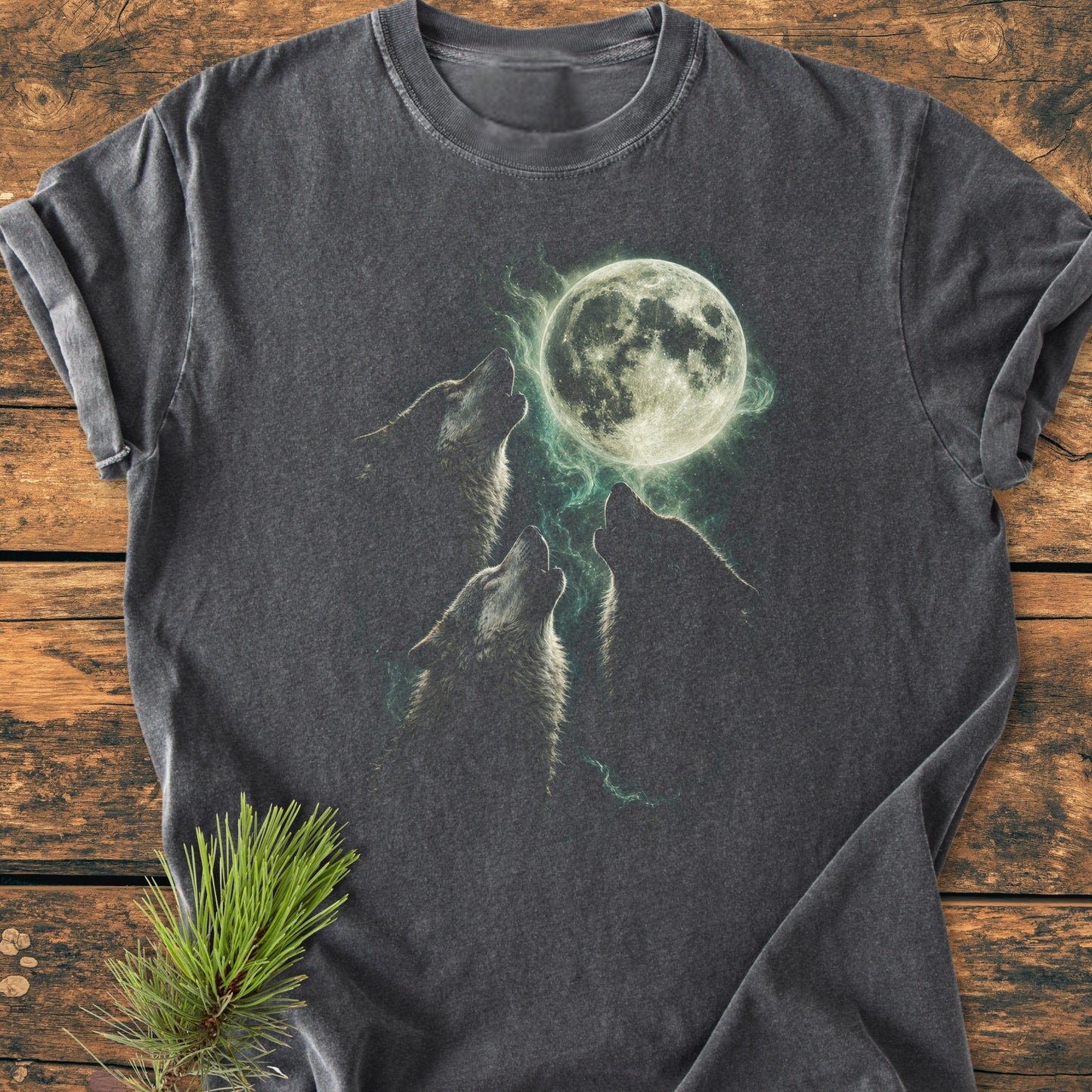 Three Wolves Howling at the Full Moon - Vintage Wash Tee