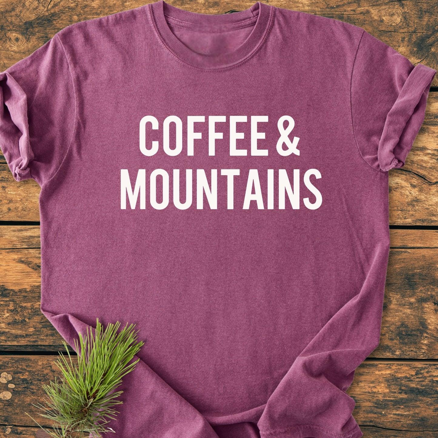 Coffee & Mountains - Premium Vintage Tee