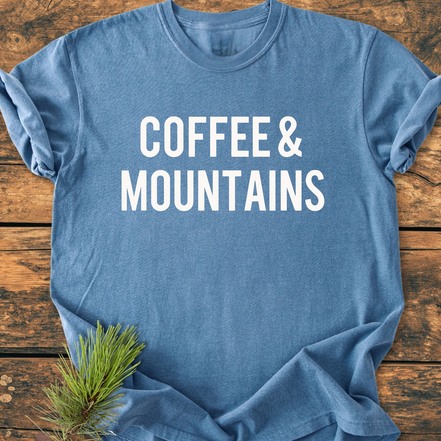 Coffee & Mountains - Premium Vintage Tee