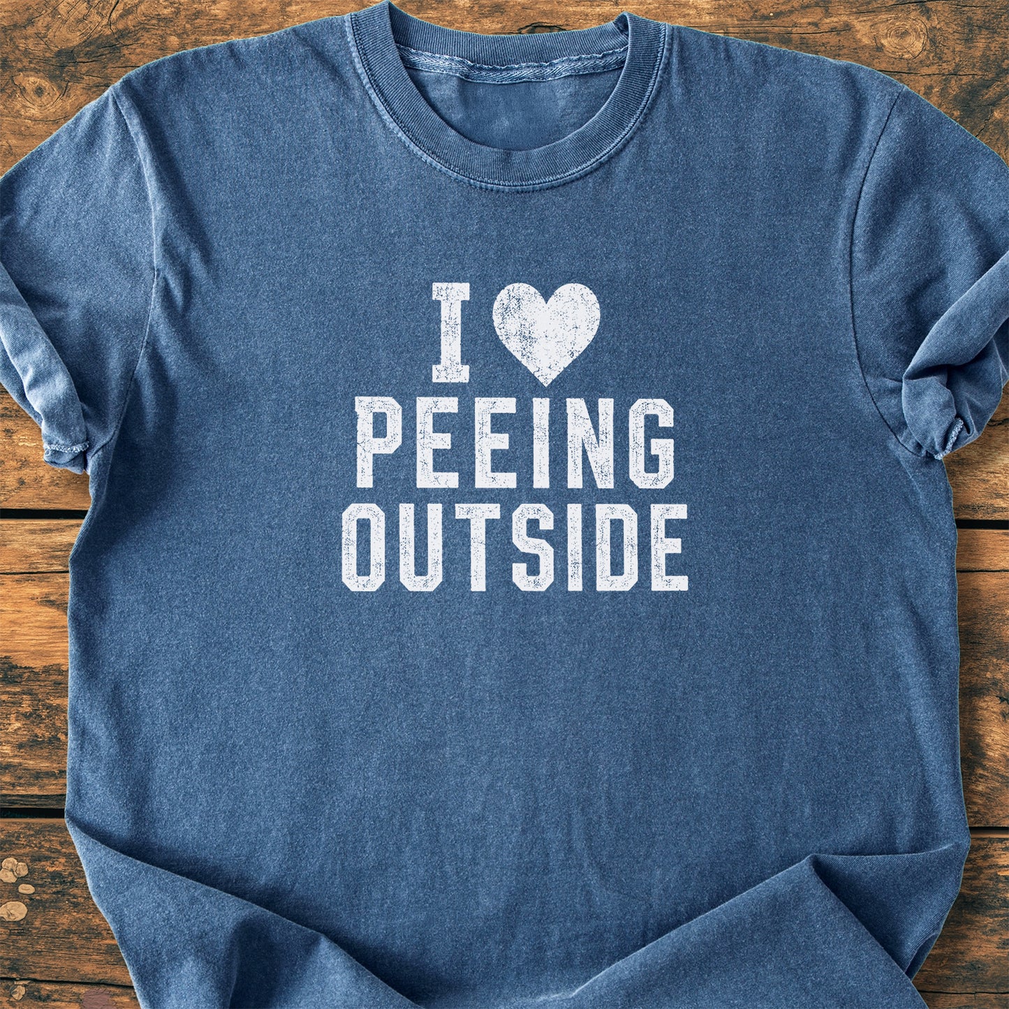 I Love Peeing Outside - Premium Vintage Tee