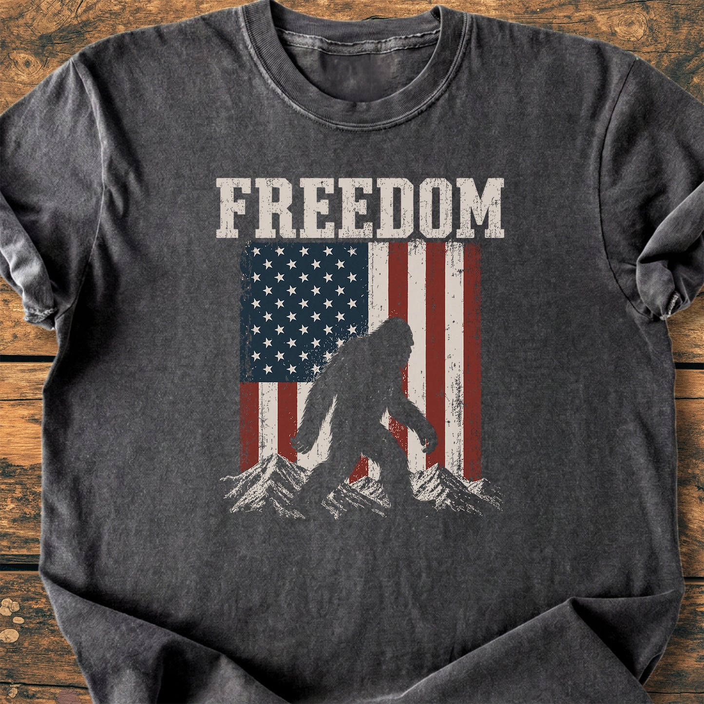 Freedom Bigfoot - Premium Vintage Tee