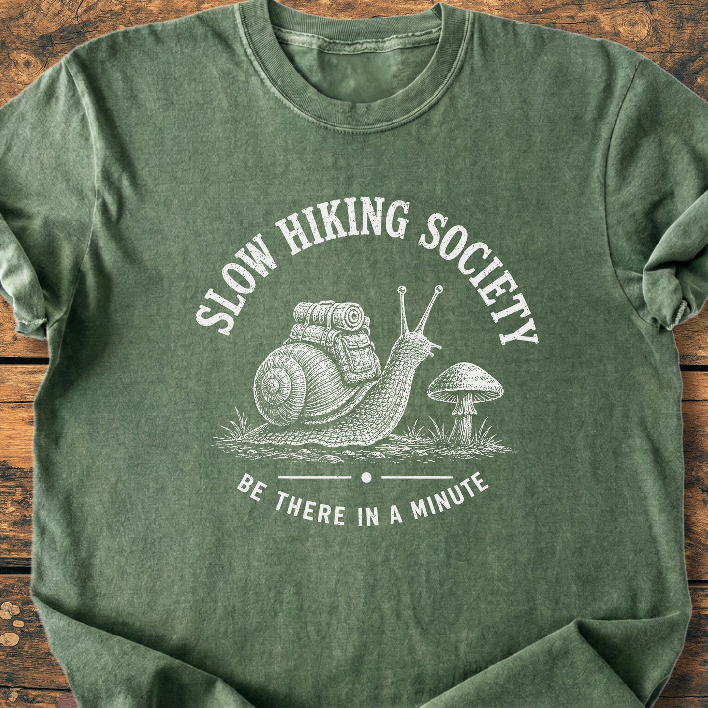 Slow Hiking Society - Premium Vintage Tee