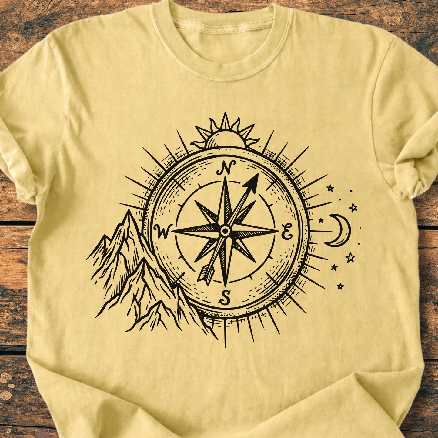 Mountain Compass Sun & Moon - Premium Vintage Tee