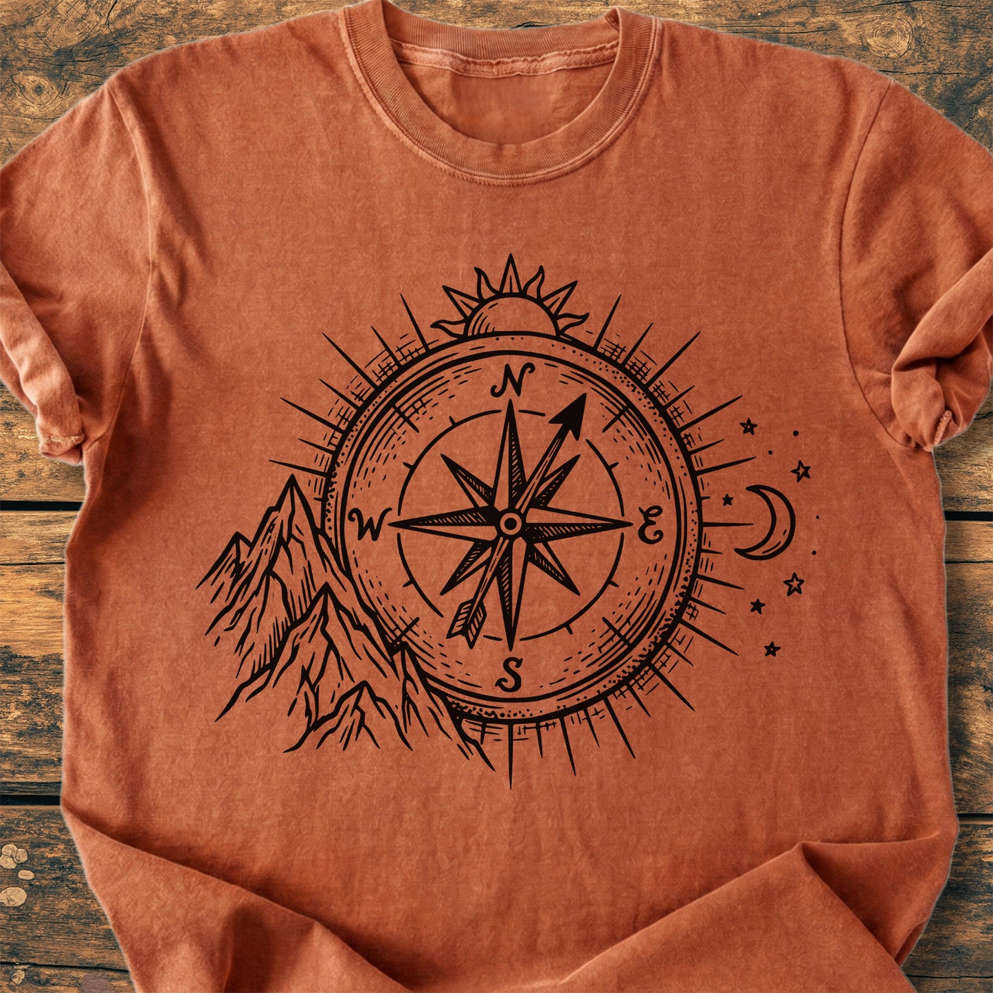 Mountain Compass Sun & Moon - Premium Vintage Tee