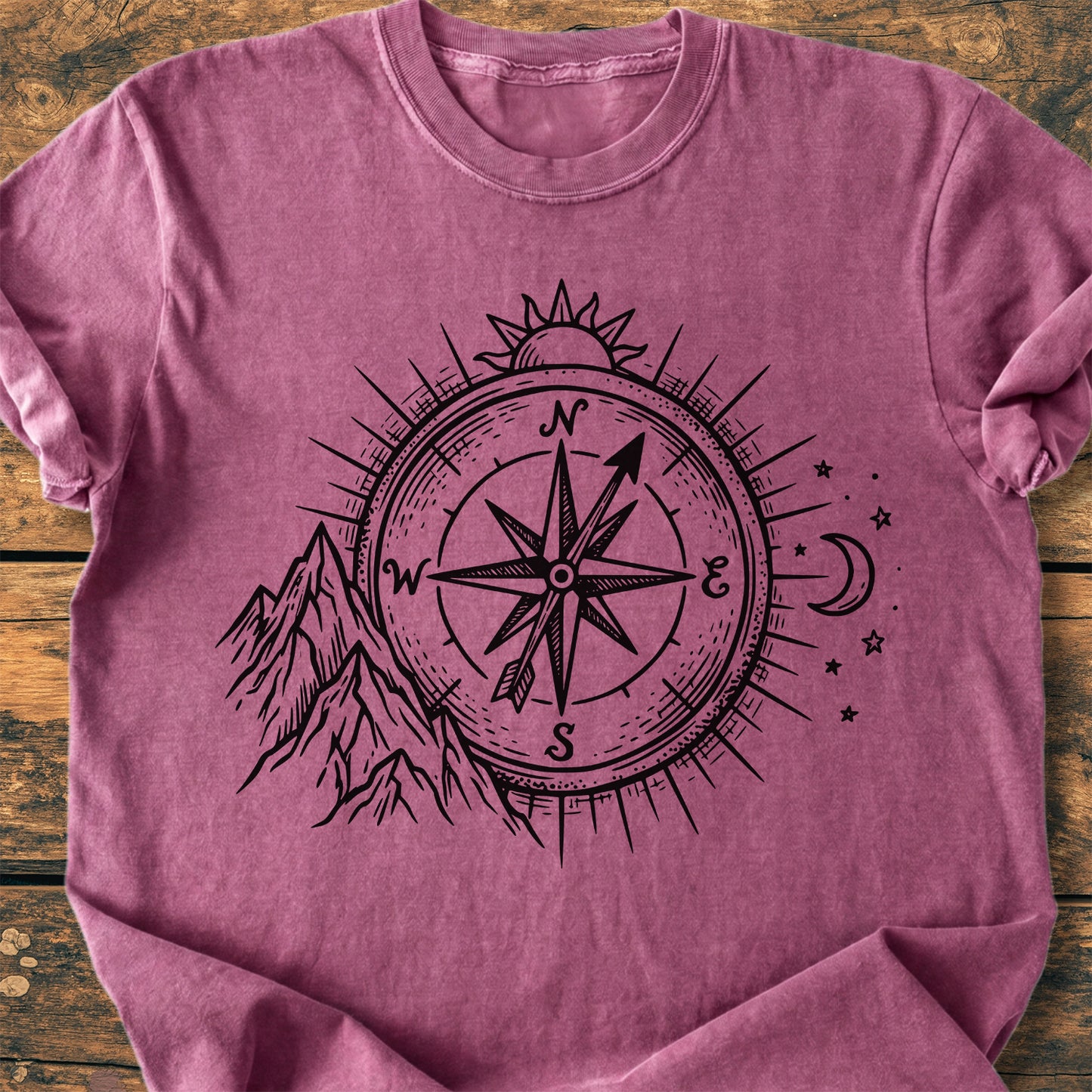 Mountain Compass Sun & Moon - Premium Vintage Tee