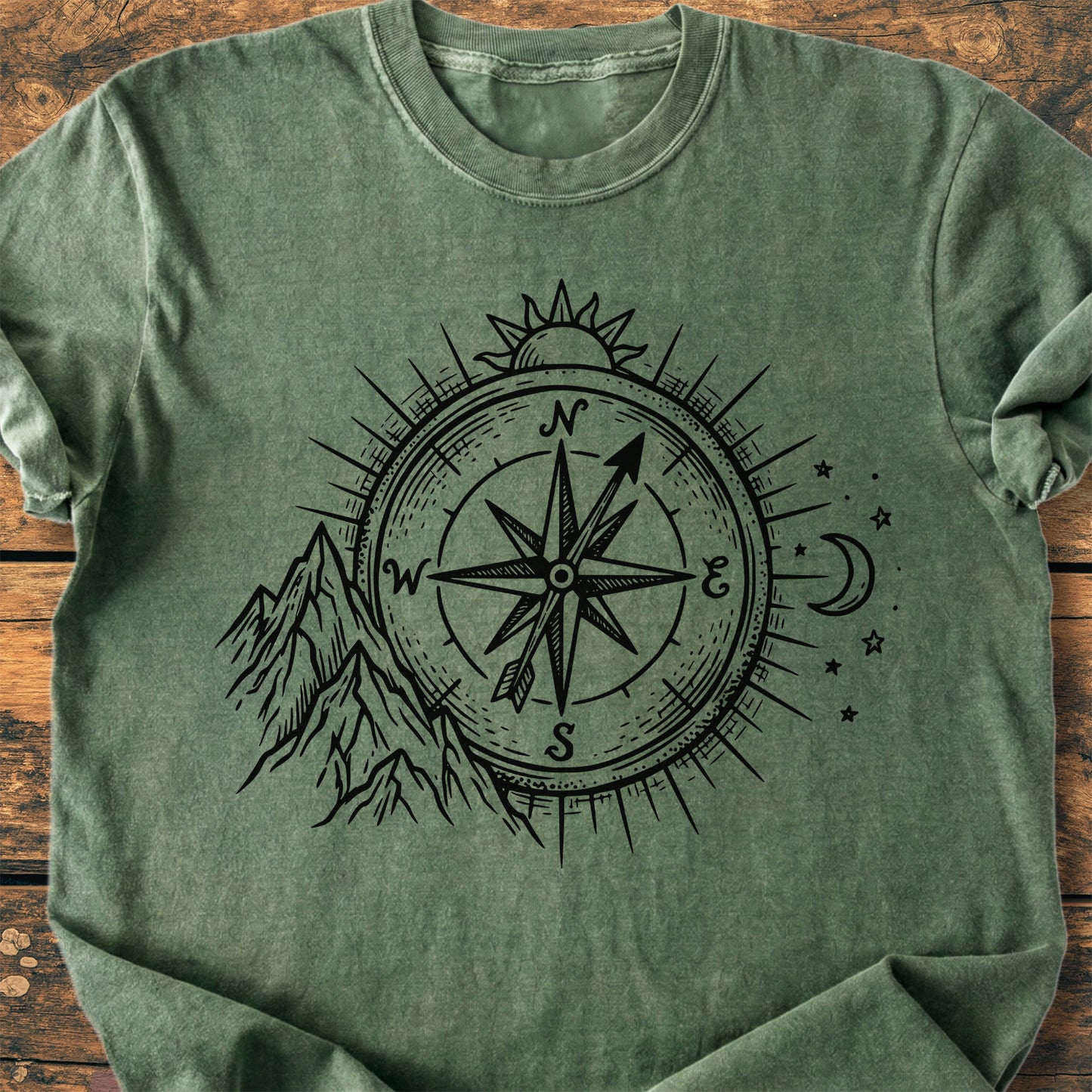 Mountain Compass Sun & Moon - Premium Vintage Tee