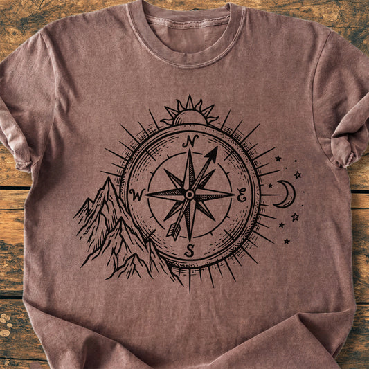 Mountain Compass Sun & Moon - Premium Vintage Tee