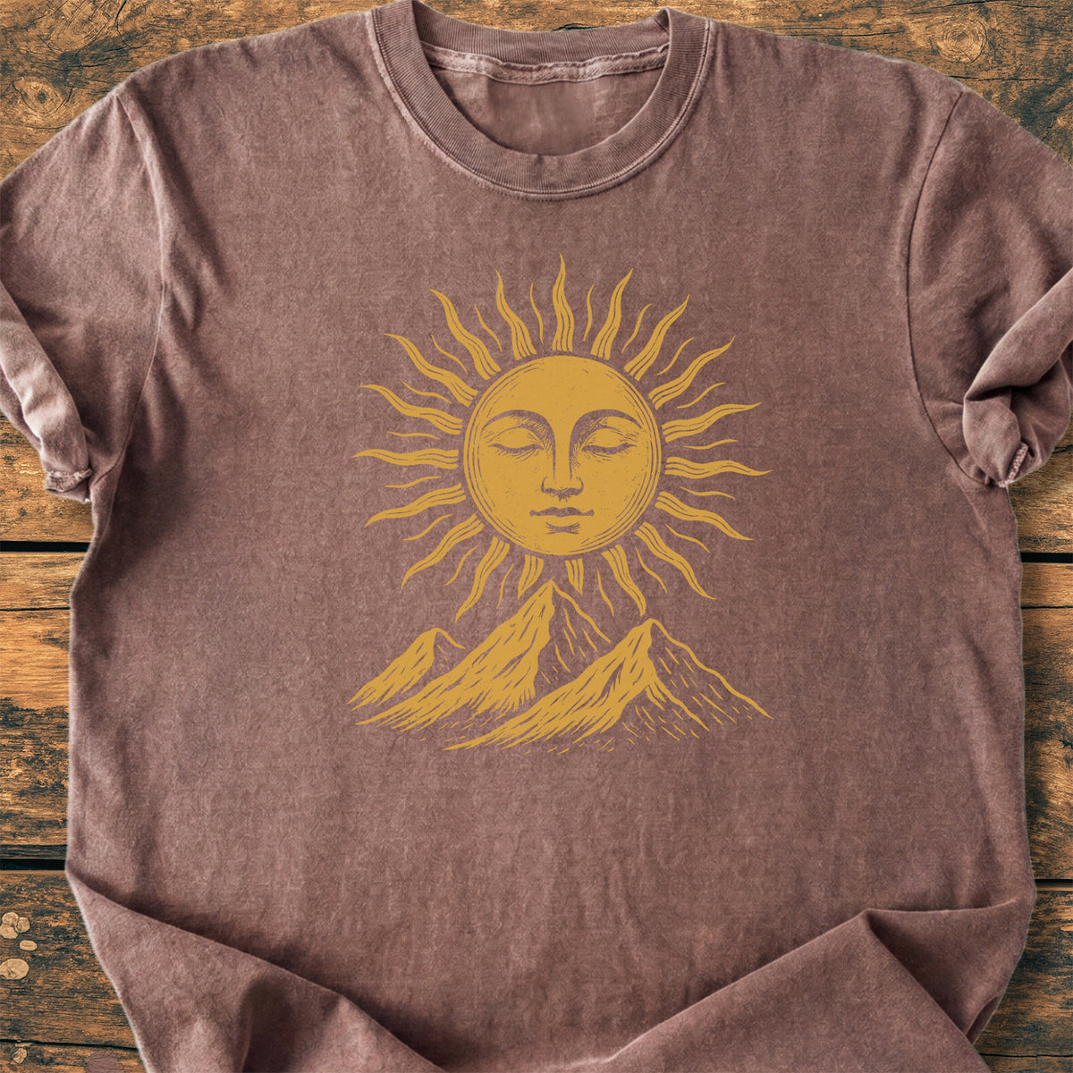 Sun And Mountains - Premium Vintage Tee