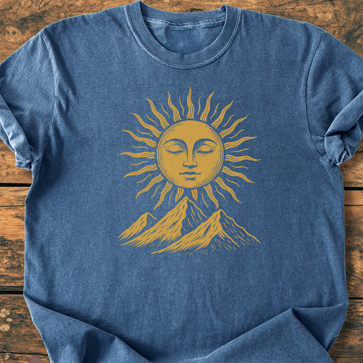 Sun And Mountains - Premium Vintage Tee