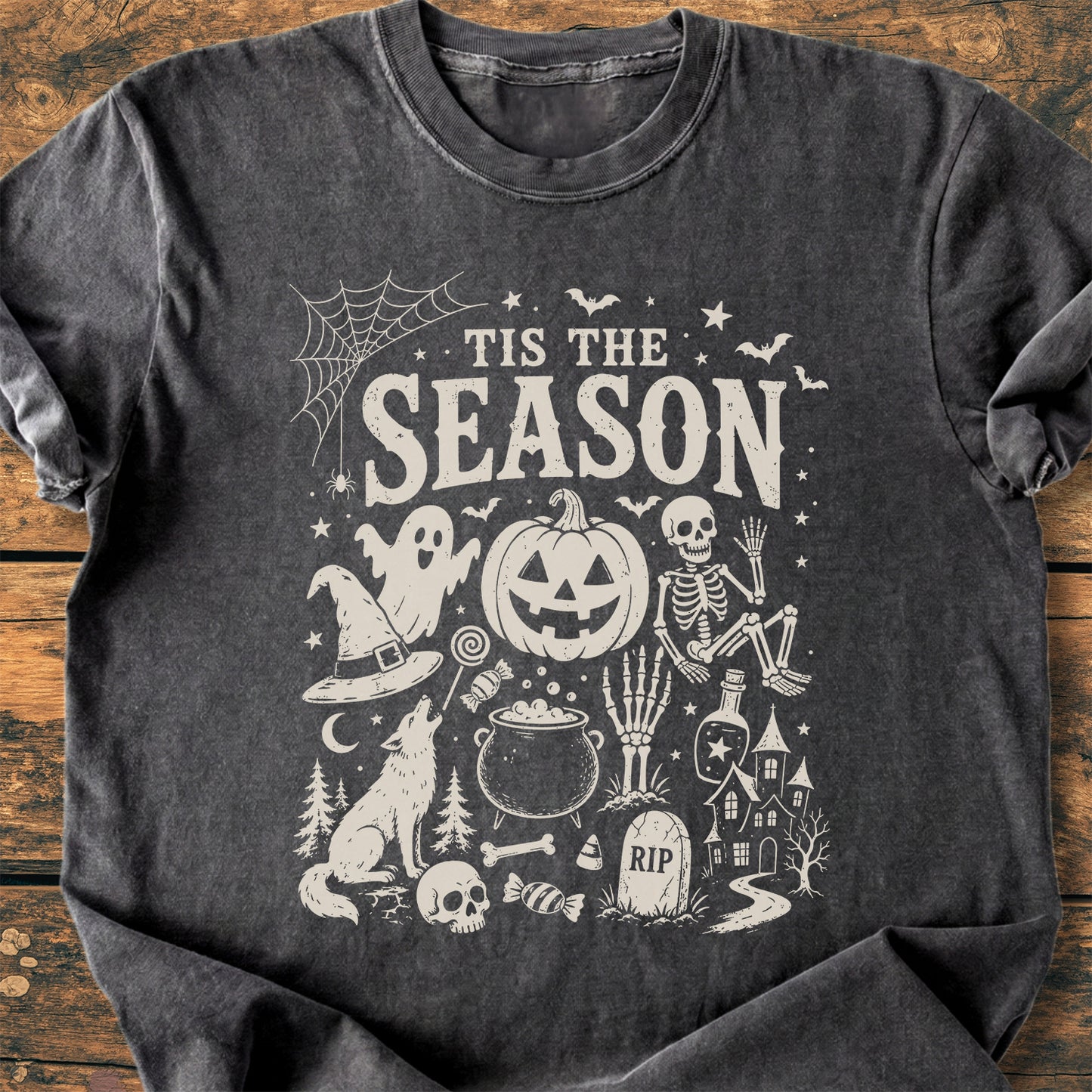 Tis The Season Halloween - Premium Vintage Tee