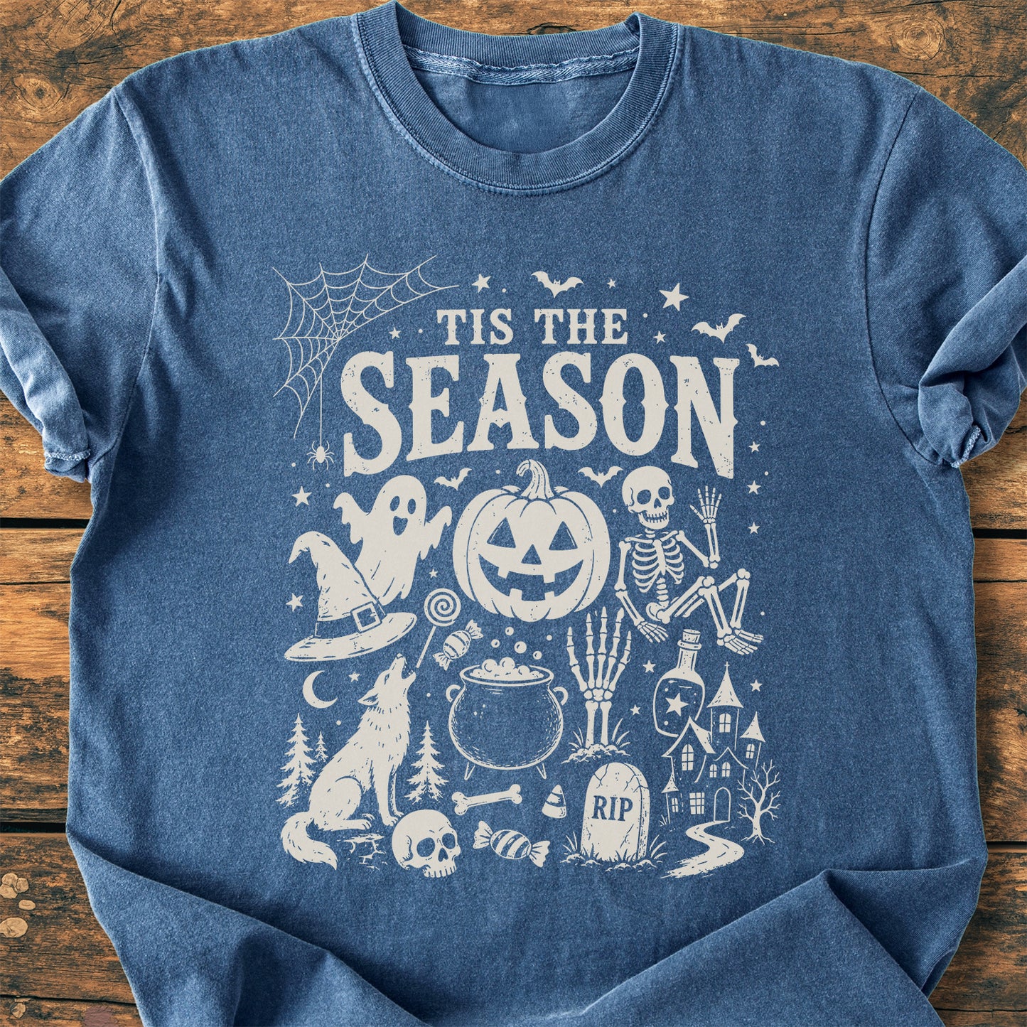 Tis The Season Halloween - Premium Vintage Tee